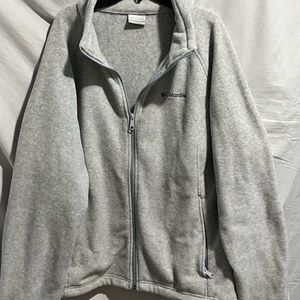 Columbia Light gray jacket in size 2X